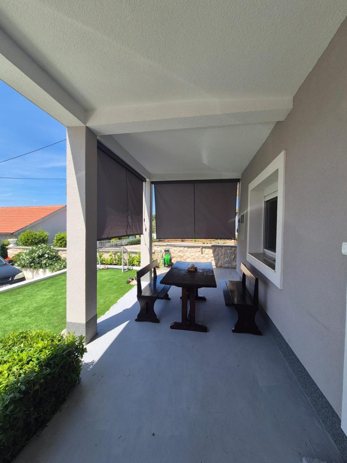 Apartments Tonci Tribalj Exterior foto